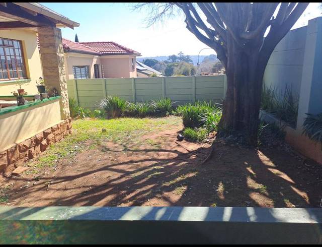 3 BEDROOM HOUSE FOR SALE IN KENSINGTON